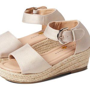 Marc Fisher Kids  Marren Alida New in Box Size 1